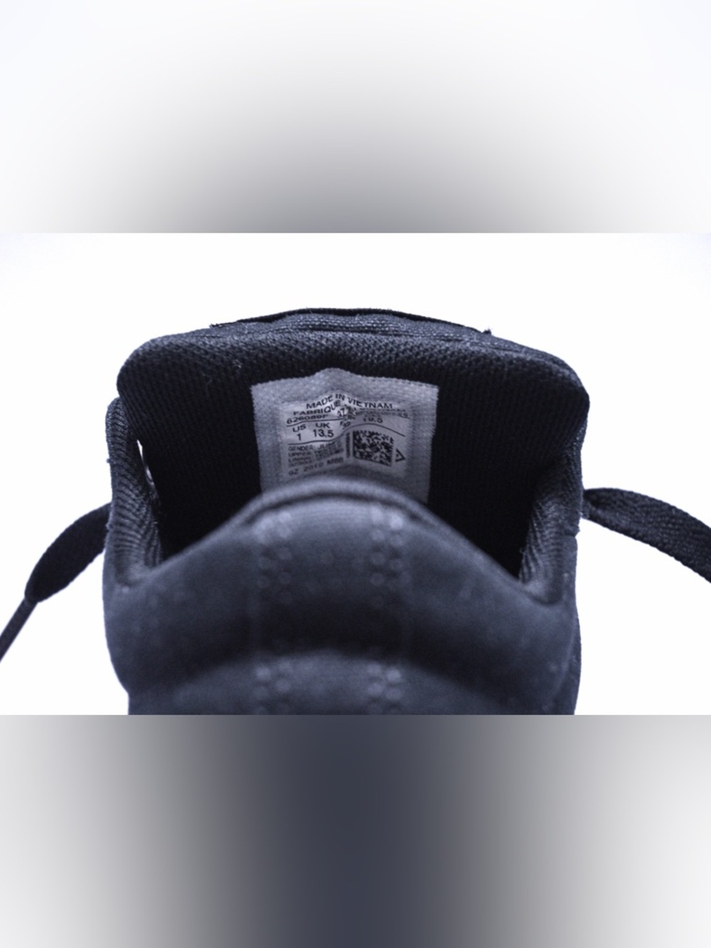 Converse Chuck Taylor All Star Low Black Monochrome Kids Size 1 - Picture 2 of 7